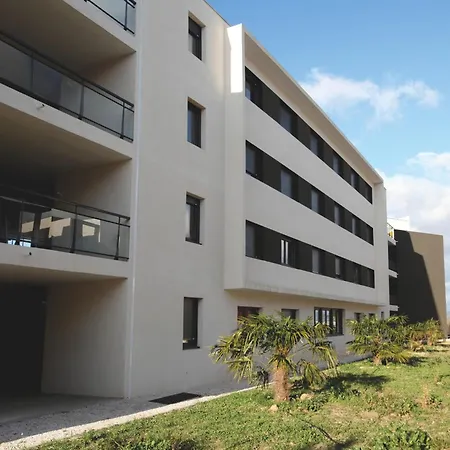 Hotel apartamentowy Les Portes D'espagne